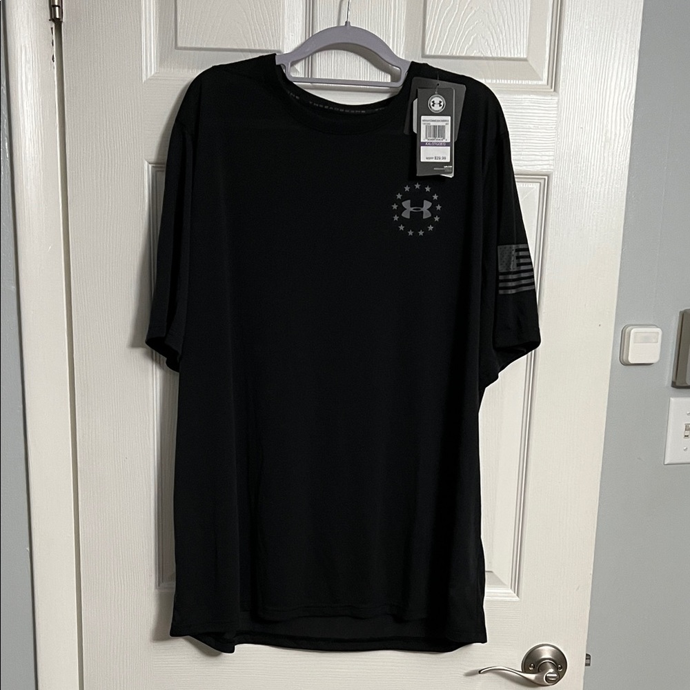 Under Armour Men's Freedom Short Sleeve Black Tee - size XXL